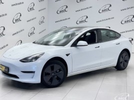 Tesla Model 3 sedanas