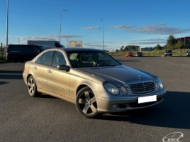 Mercedes-Benz E500 | 2