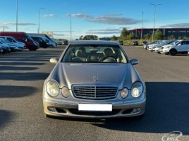 Mercedes-Benz E500 | 4
