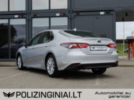Toyota Camry | 3