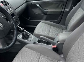 Volkswagen Golf | 4