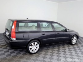 Volvo V70, 2.4 l., universal | 2