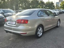 Volkswagen Jetta | 3
