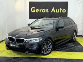 BMW 530 universalas