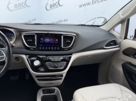 Chrysler Pacifica | 4
