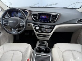 Chrysler Pacifica | 2
