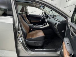 Lexus NX 300h | 3