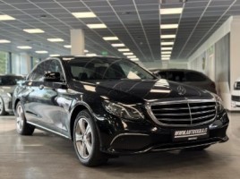 Mercedes-Benz E220, 2.0 l., sedanas | 1