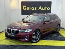 BMW 520 universalas