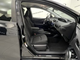 Toyota Prius | 3