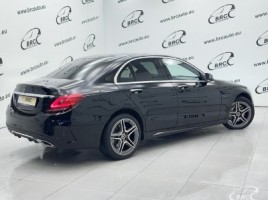 Mercedes-Benz C300, 2.0 l., sedanas | 1
