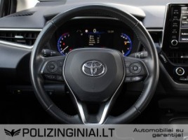 Toyota Corolla | 4