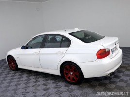 BMW 330 | 3