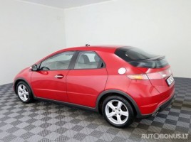 Honda Civic, 1.8 l., hečbekas | 3