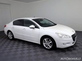 Peugeot 508 седан