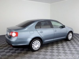 Volkswagen Jetta | 2