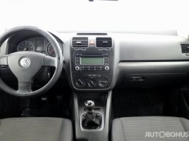 Volkswagen Jetta | 4