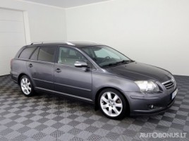 Toyota Avensis universalas