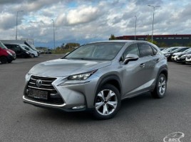 Lexus NX 300h visureigis