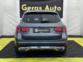 Mercedes-Benz GLC300 | 4
