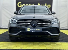 Mercedes-Benz GLC300 | 1