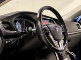 Volvo V40 | 4