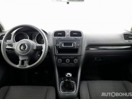 Volkswagen Golf | 4