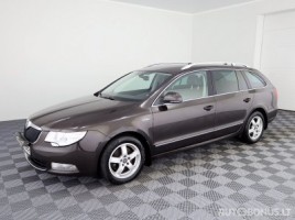 Skoda Superb, 2.0 l., Универсал | 1
