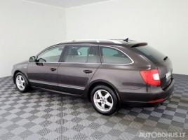 Skoda Superb, 2.0 l., Универсал | 3