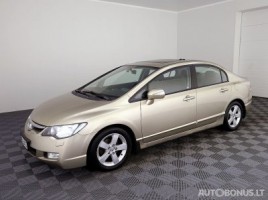 Honda Civic, 1.8 l., saloon | 1