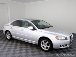 Volvo S80 седан
