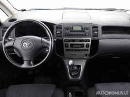 Toyota Corolla | 4