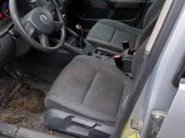 Volkswagen Golf | 4