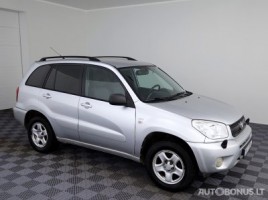 Toyota RAV4 visureigis