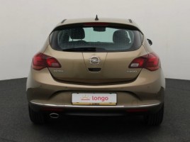 Opel Astra | 4