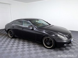 Mercedes-Benz CLS320 sedanas