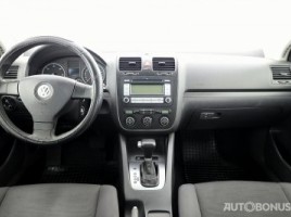Volkswagen Golf | 4