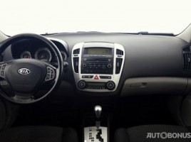 Kia Cee'd, 1.6 l., Хэтчбек | 4