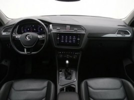 Volkswagen Tiguan | 1