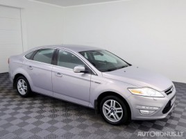 Ford Mondeo sedanas