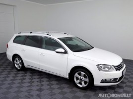 Volkswagen Passat universalas