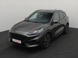 Ford Kuga внедорожник