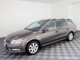 Volkswagen Passat | 1