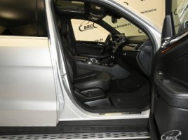 Mercedes-Benz GLE350 | 3