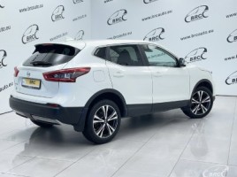 Nissan Qashqai | 1