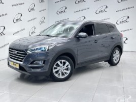 Hyundai Tucson cross-country