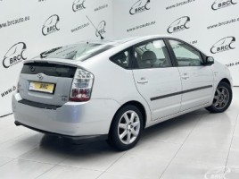 Toyota Prius, 1.5 l., hatchback | 2