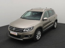 Volkswagen Tiguan внедорожник