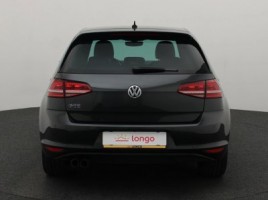 Volkswagen Golf | 4