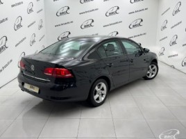 Volkswagen Passat | 1
